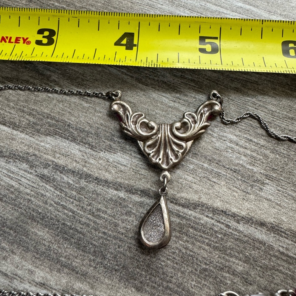 Vintage Firefly Necklace - Picture 4 of 8